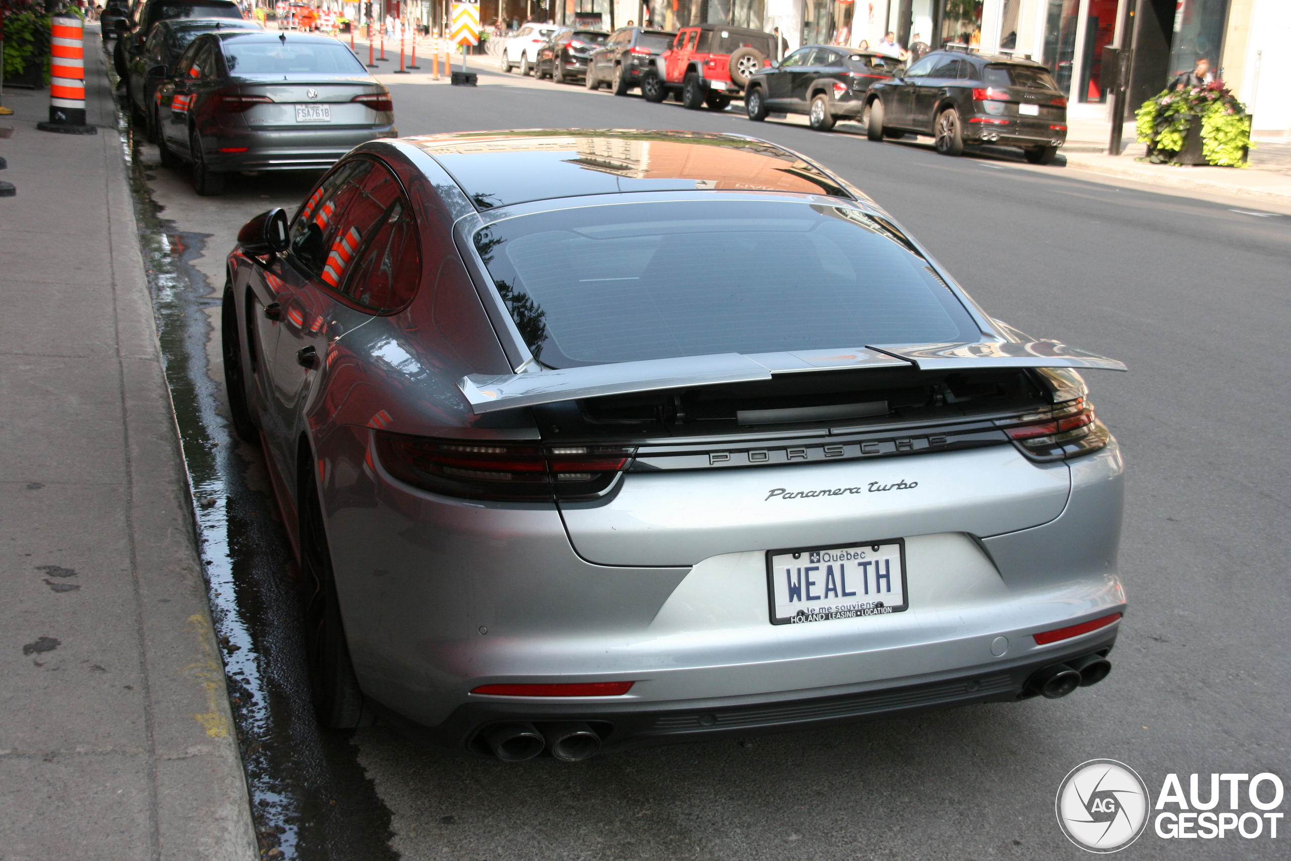 Porsche 971 Panamera Turbo