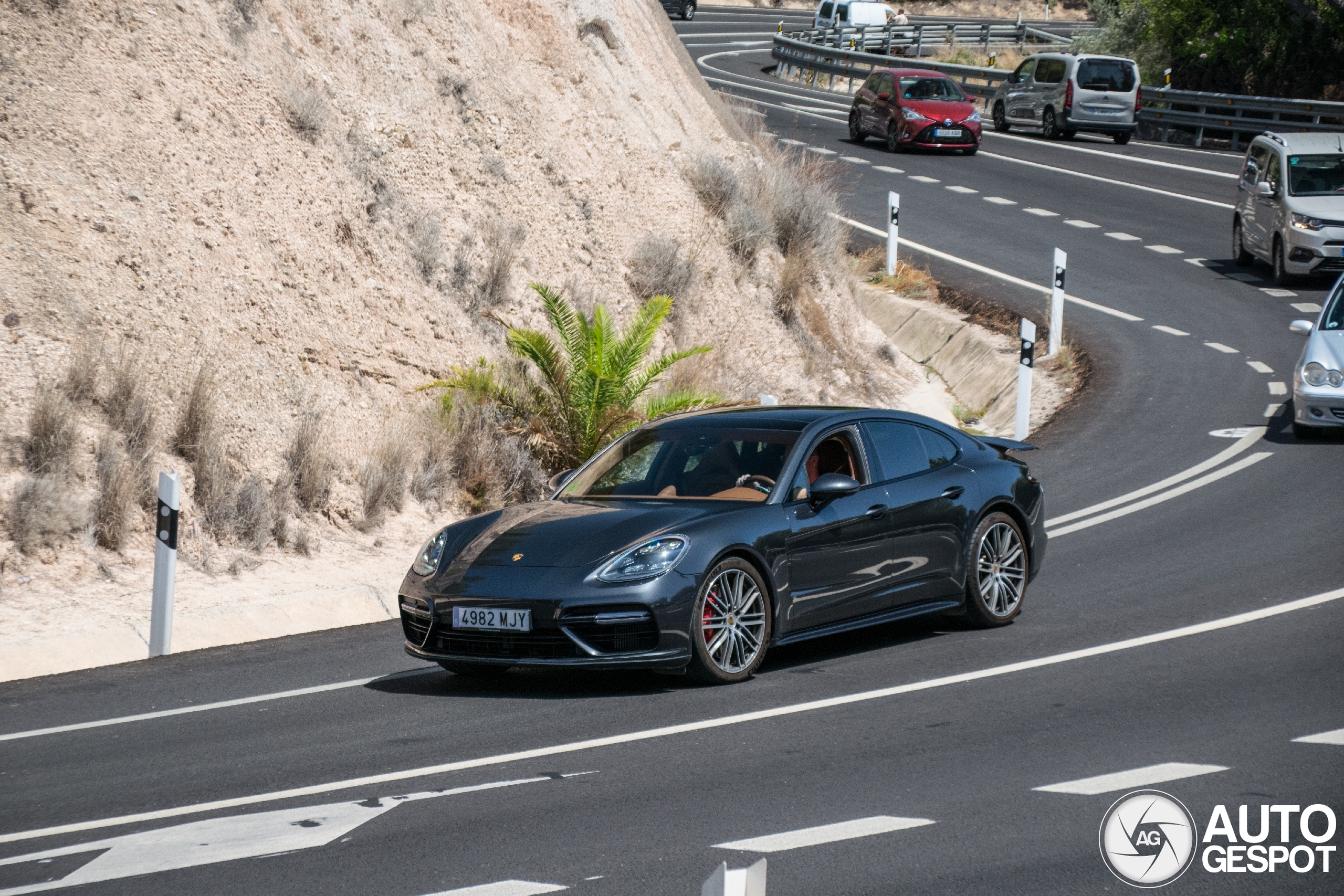 Porsche 971 Panamera Turbo