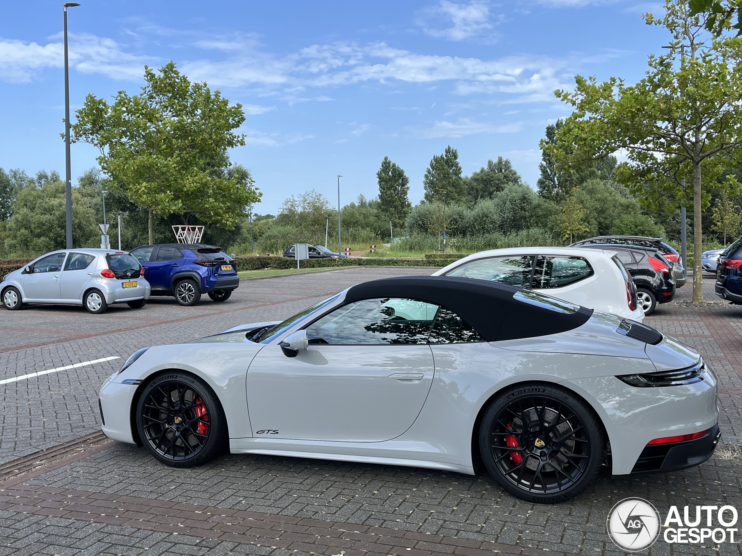 Porsche 992 Carrera GTS Cabriolet