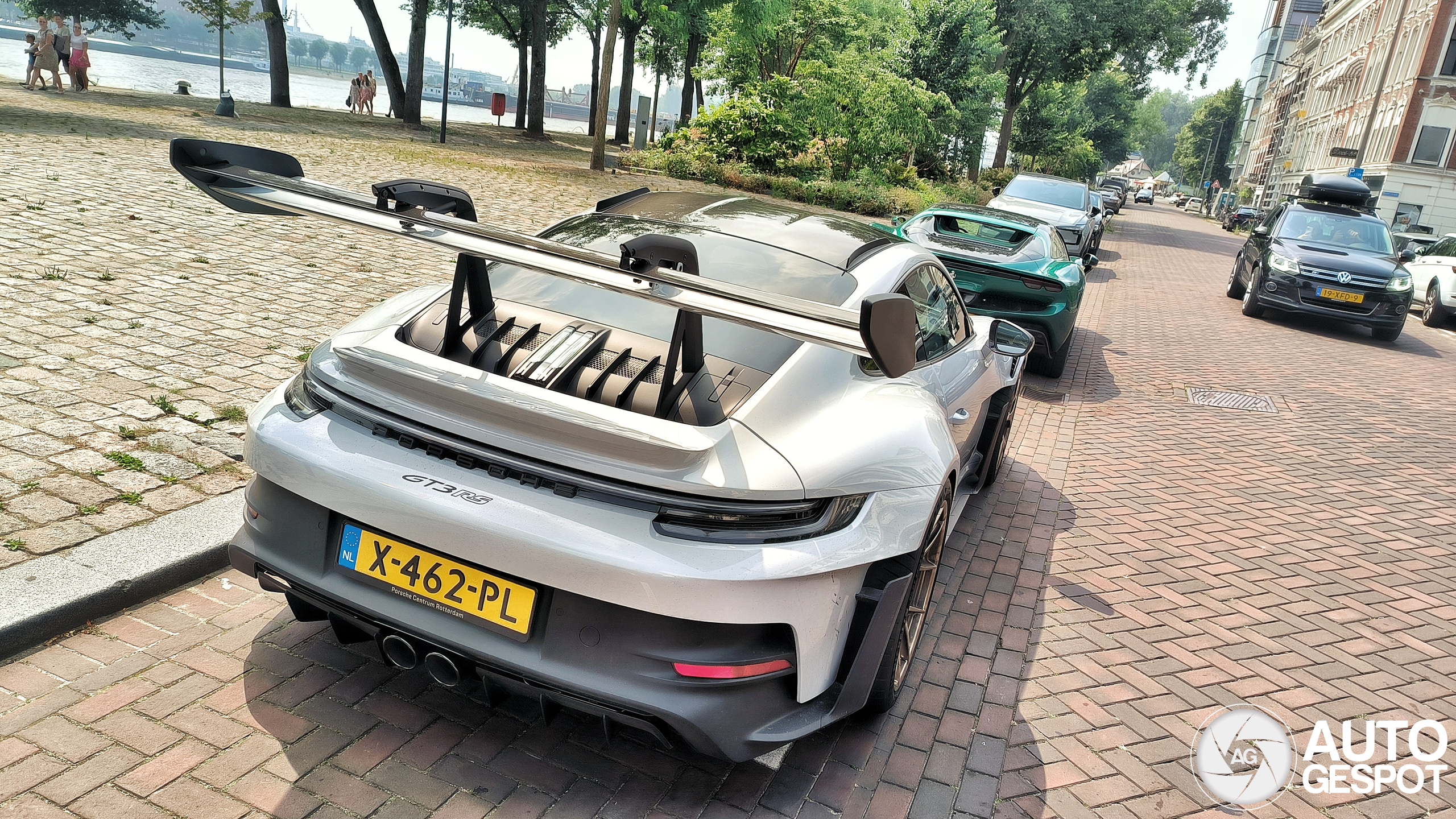 Porsche 992 GT3 RS Weissach Package