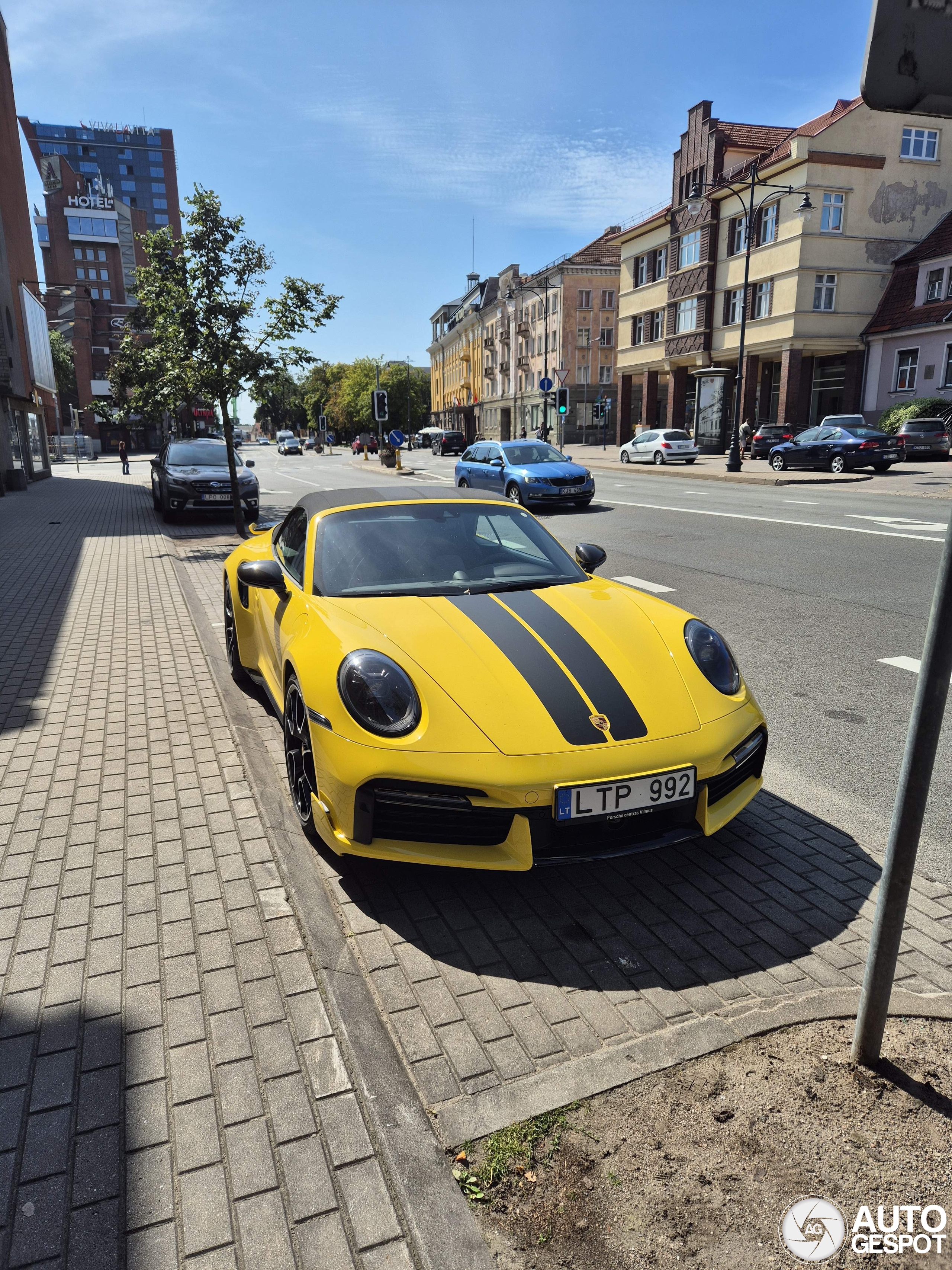 Porsche 992 Turbo S Cabriolet