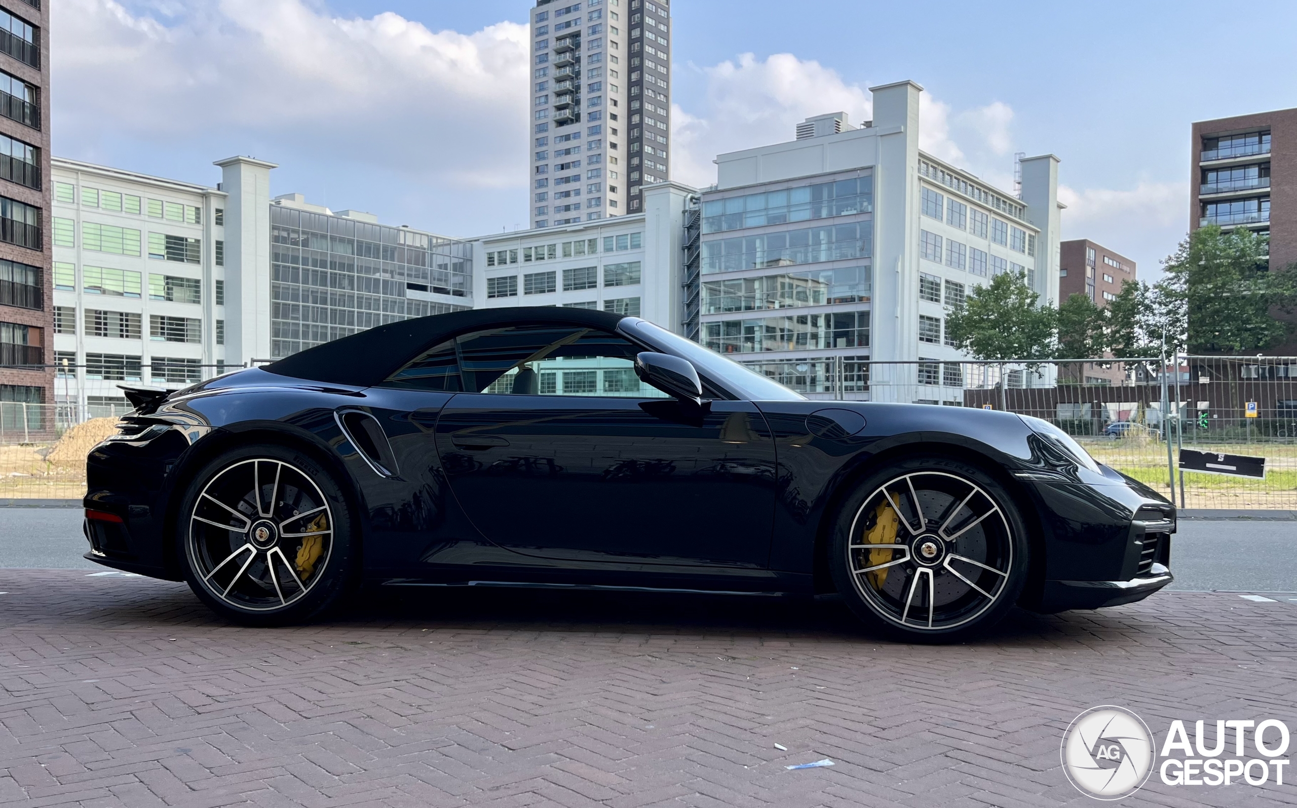 Porsche 992 Turbo S Cabriolet