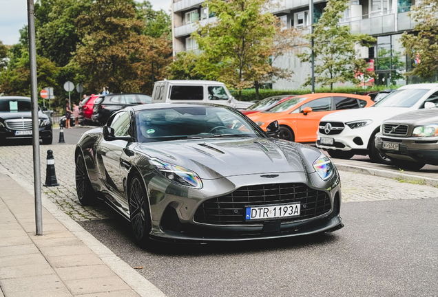 Aston Martin DB12