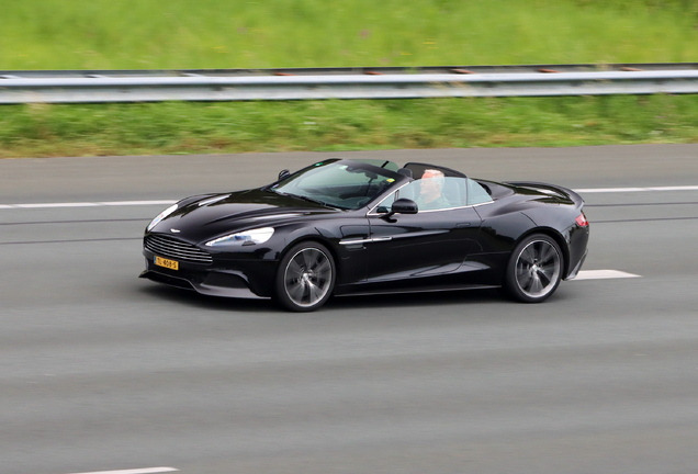 Aston Martin Vanquish Volante