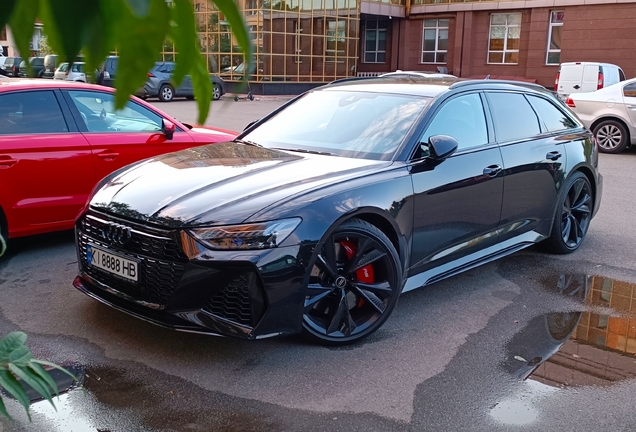 Audi RS6 Avant C8