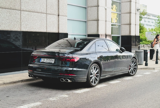 Audi S8 D5