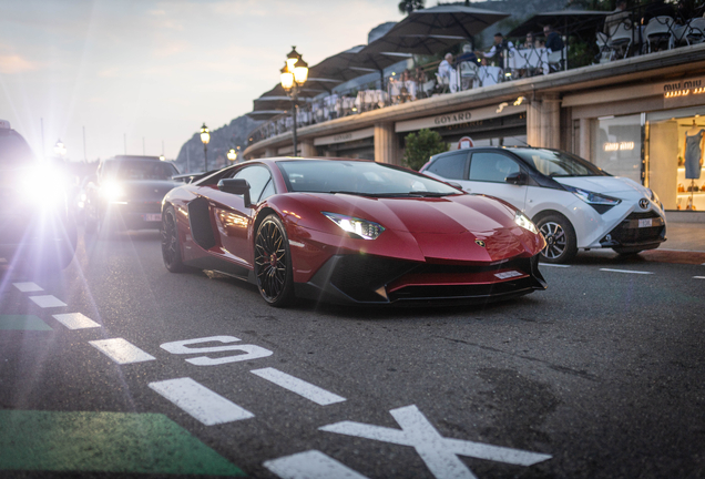 Lamborghini Aventador LP750-4 SuperVeloce