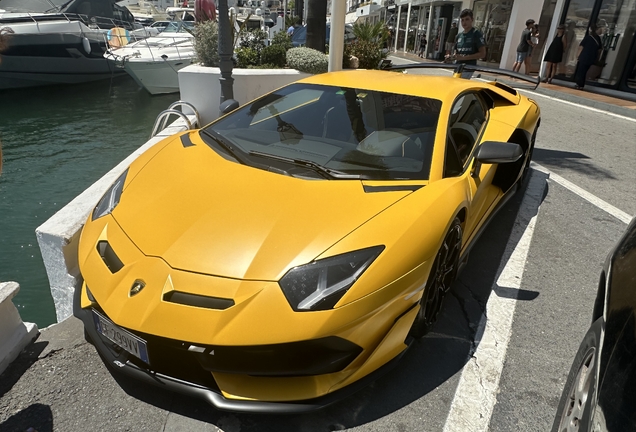 Lamborghini Aventador LP770-4 SVJ