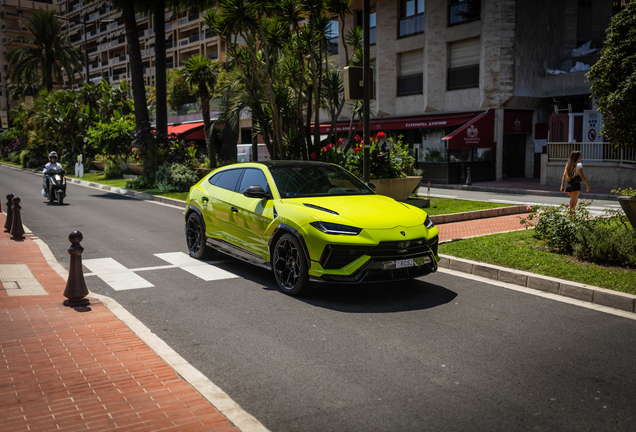 Lamborghini Urus Performante