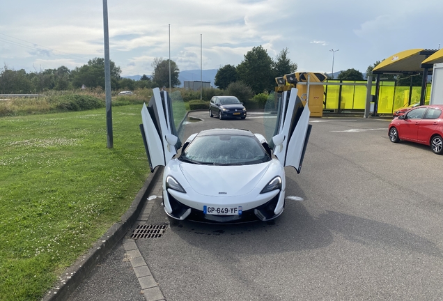 McLaren 570S