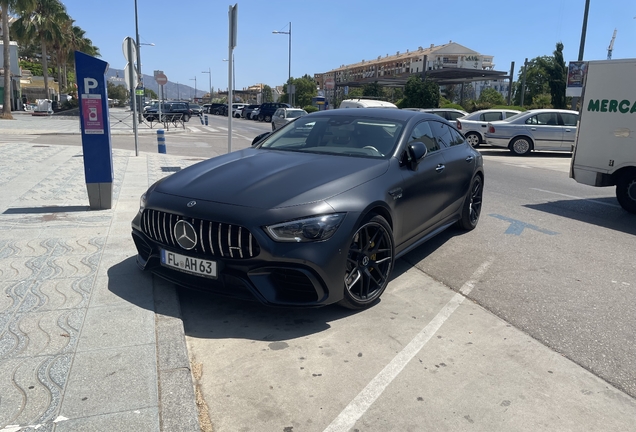 Mercedes-AMG GT 63 S X290