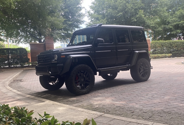 Mercedes-Benz G 550 4X4²