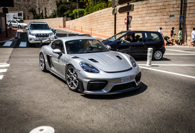 Porsche 718 Cayman GT4 RS