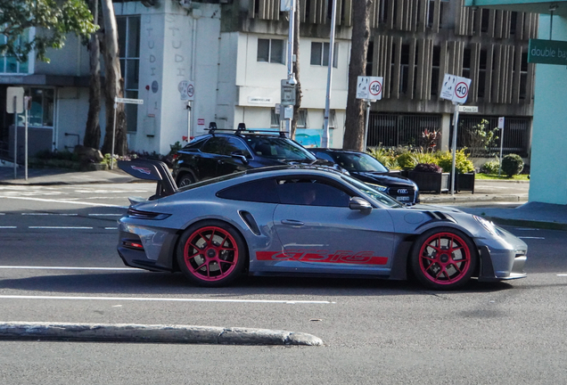 Porsche 992 GT3 RS Weissach Package