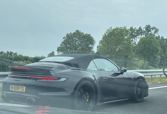 Porsche 992 Turbo S Cabriolet