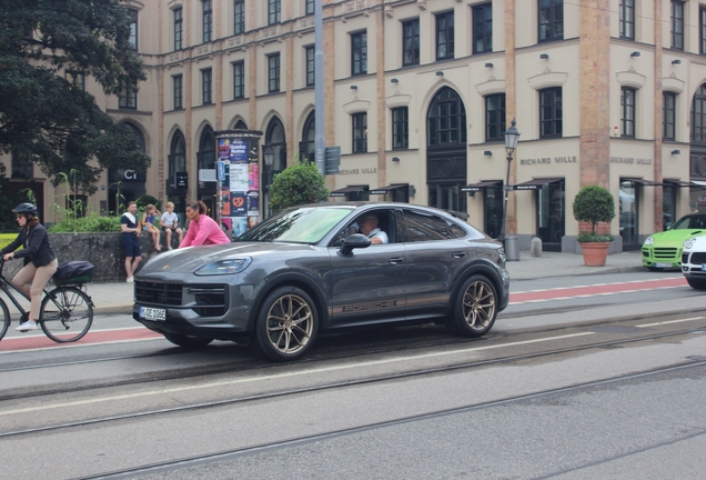 Porsche Cayenne Coupé Turbo E-Hybrid