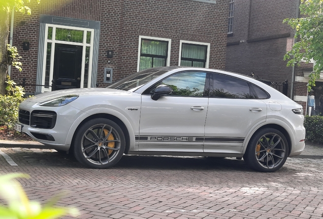 Porsche Cayenne Turbo S E-Hybrid