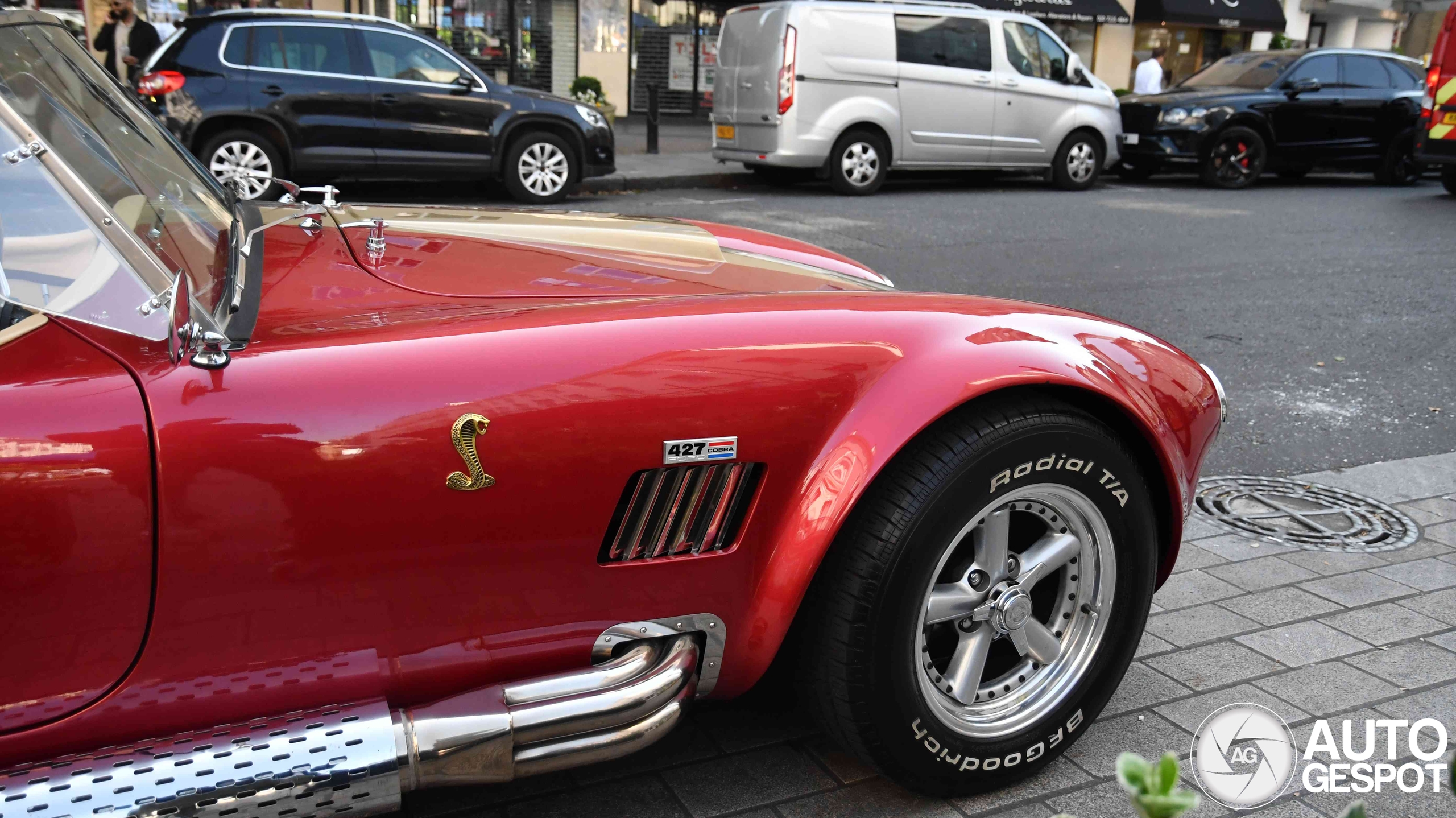 AC Cobra Superformance 427