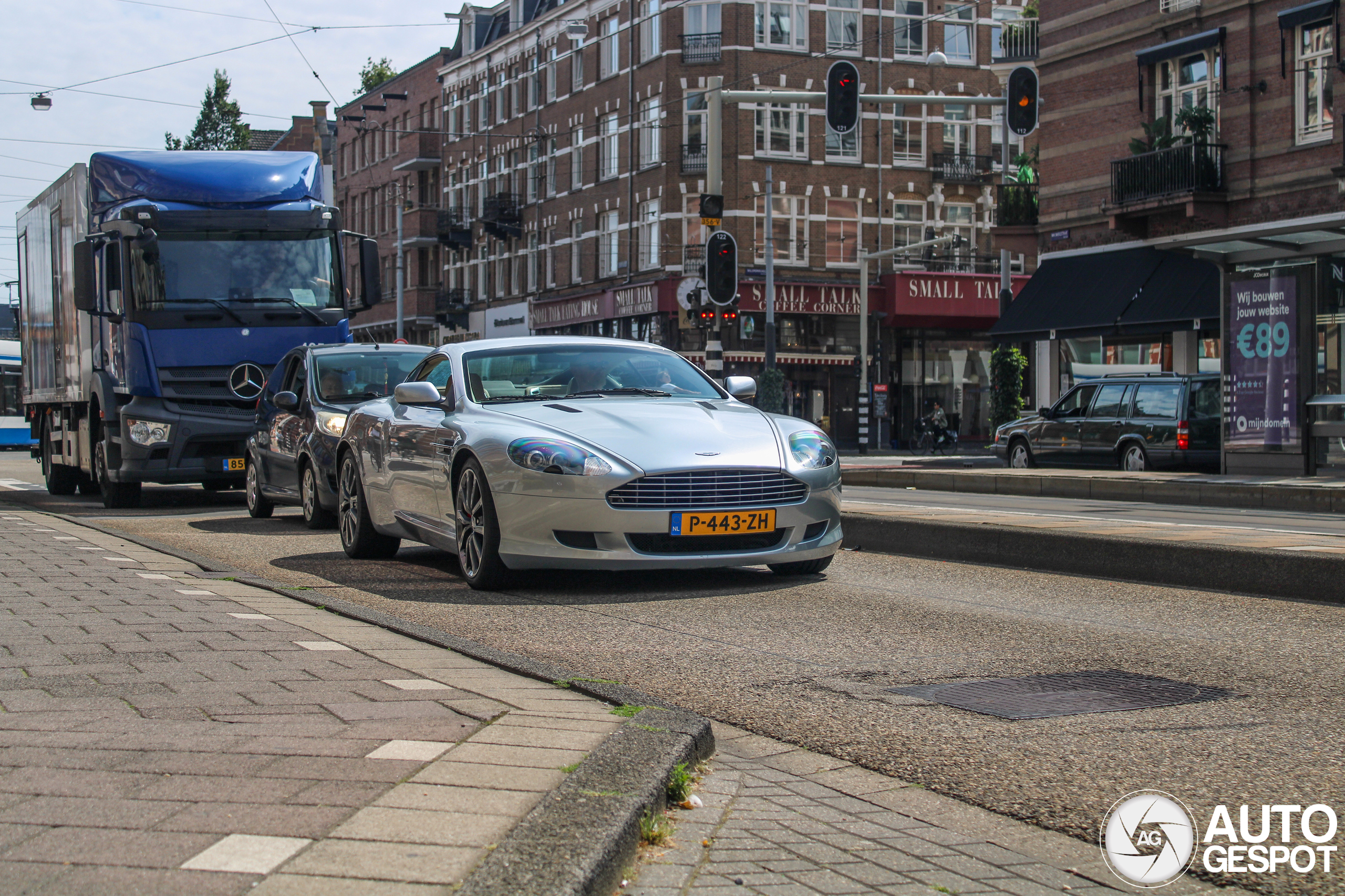 Aston Martin DB9