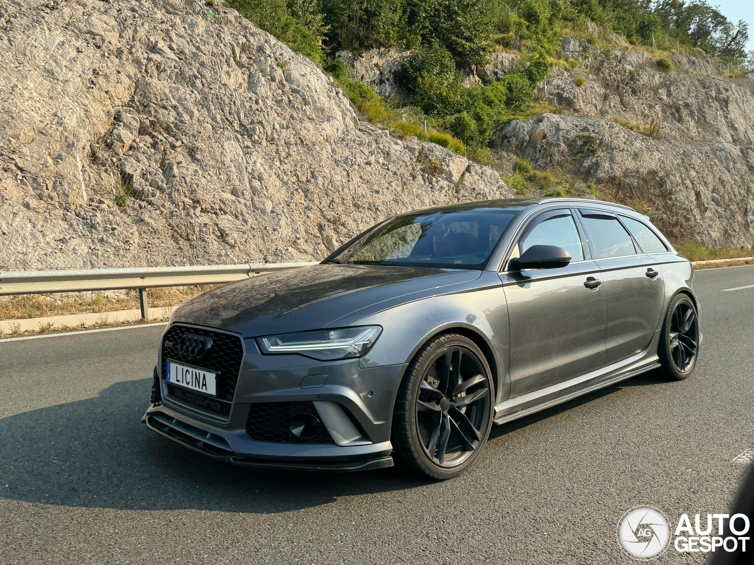 Audi RS6 Avant C7 2015