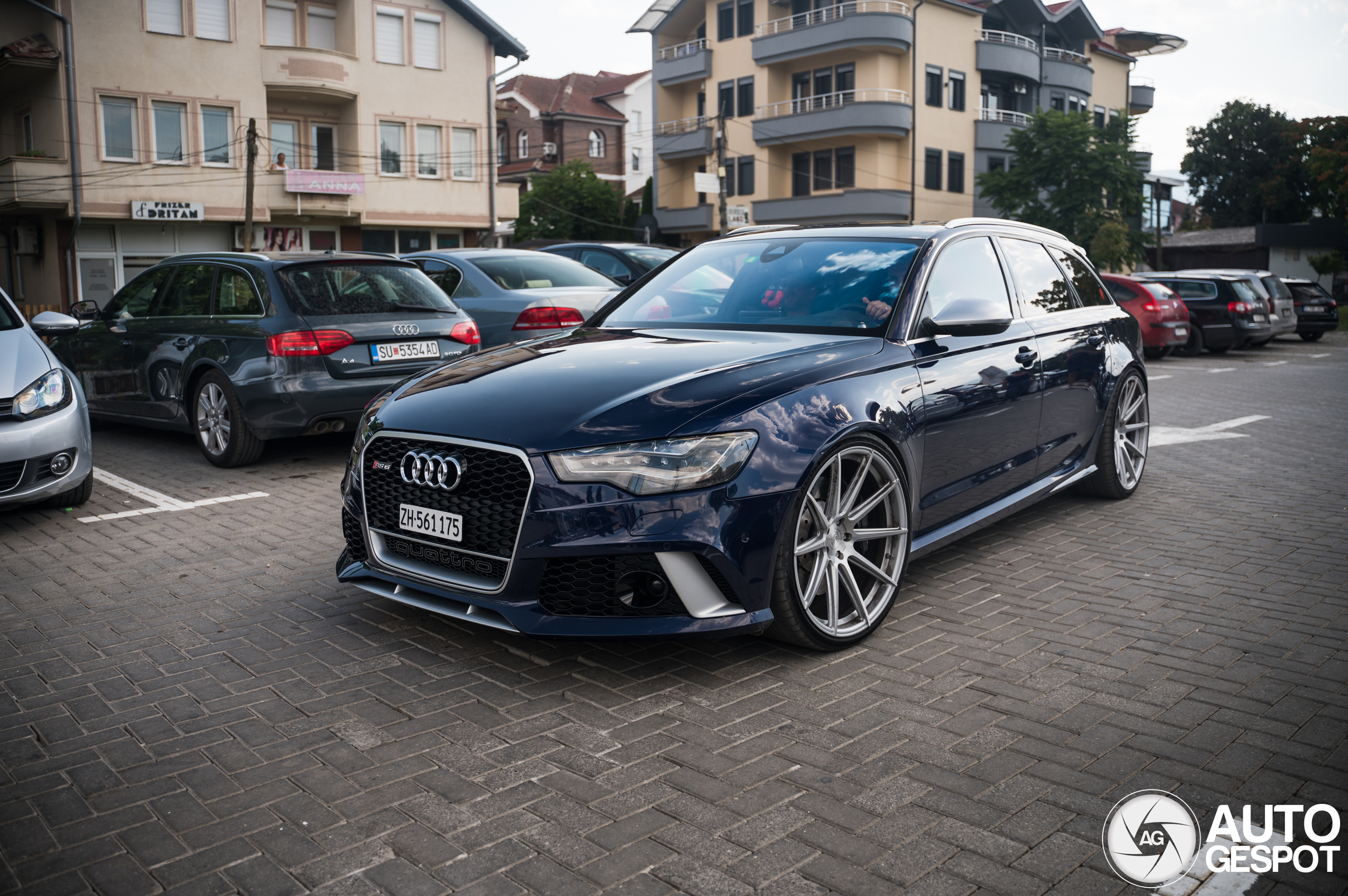 Audi RS6 Avant C7 2015