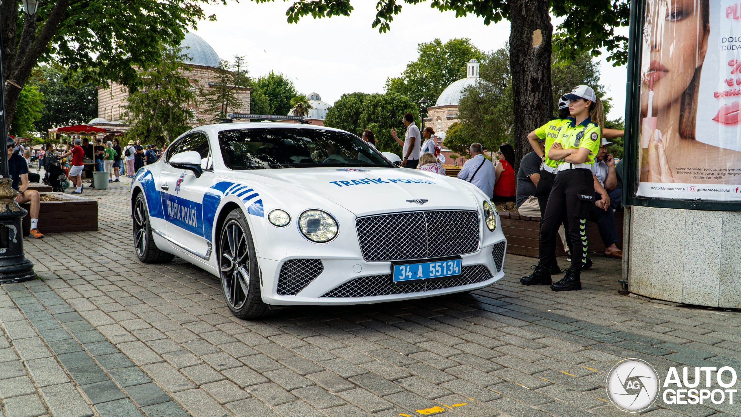 A Bentley Continental GT police car in Turkey