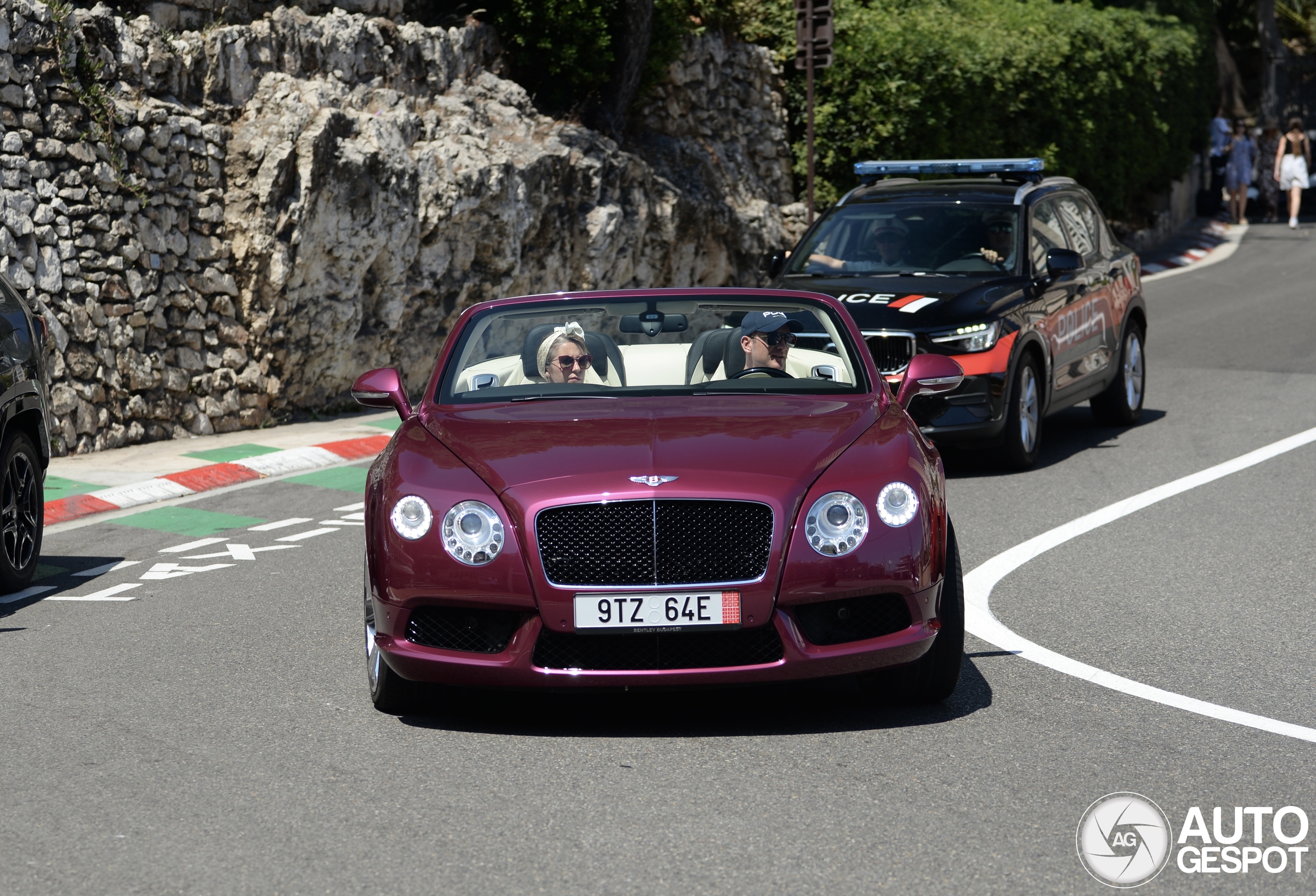 Bentley Continental GTC V8