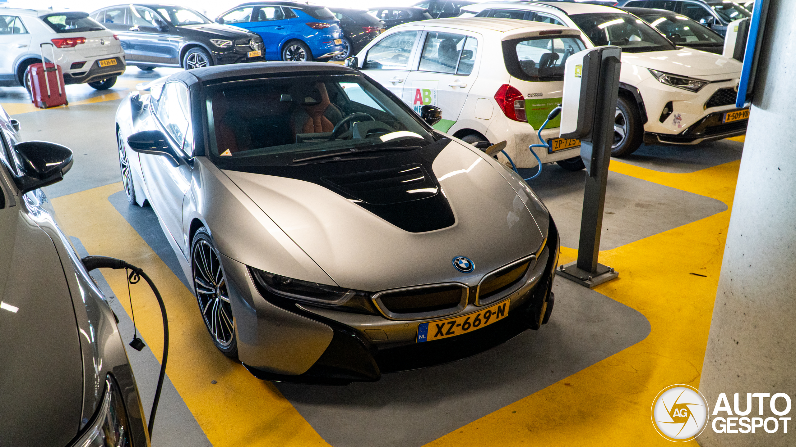 BMW i8 Roadster