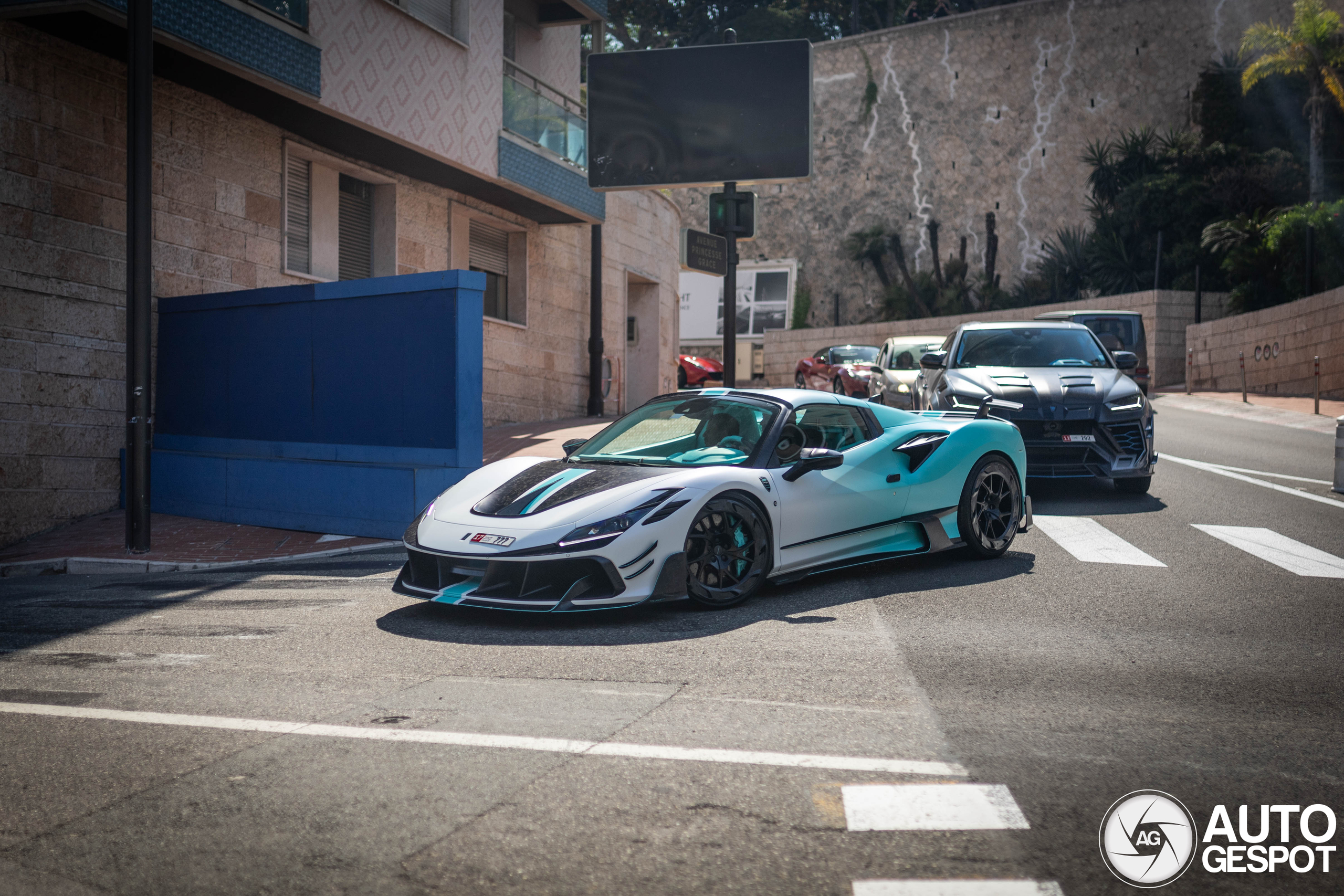 Ferrari F8 Spider Mansory F8XX Tempesta Turchese