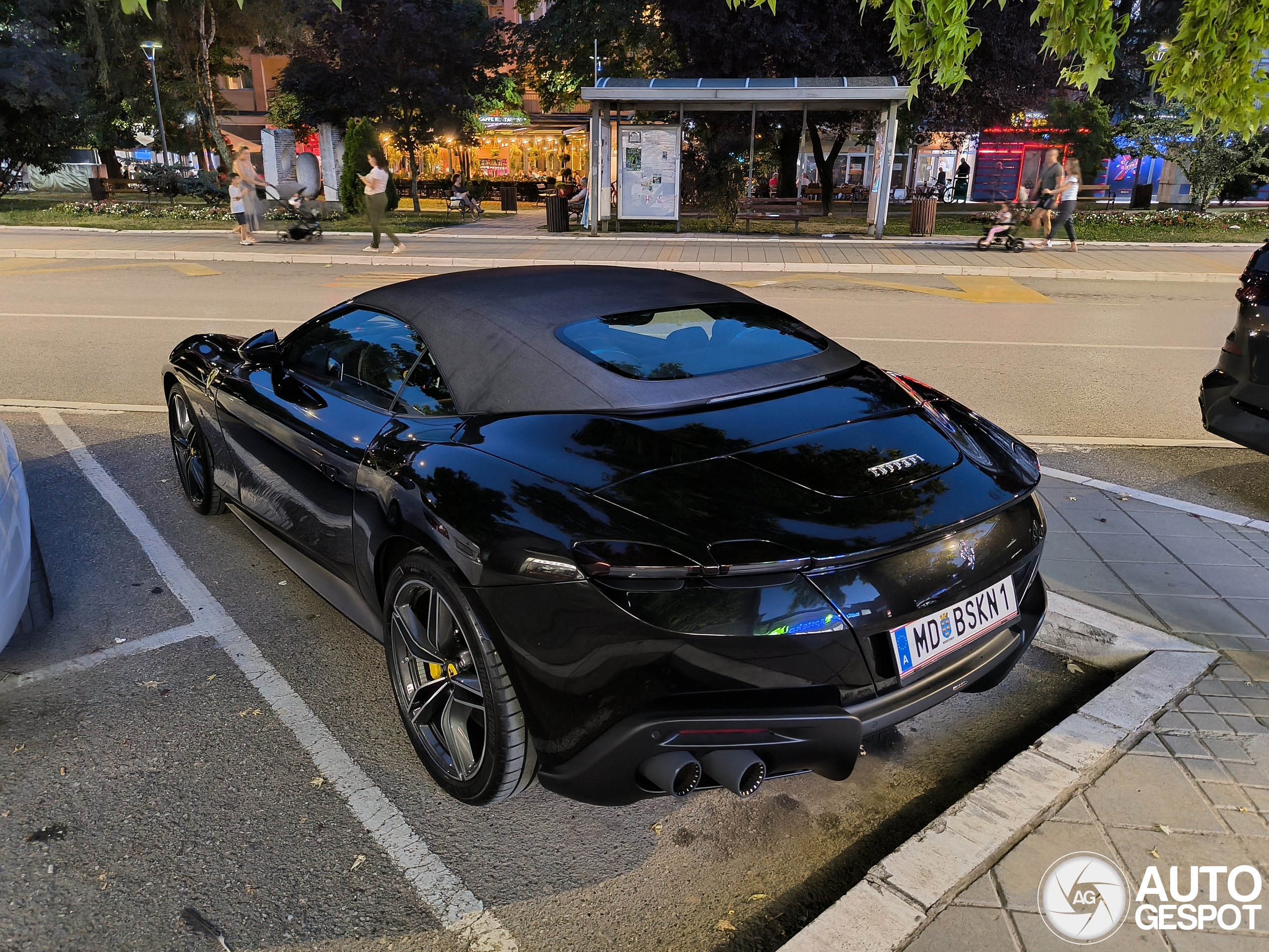 Ferrari Roma Spider