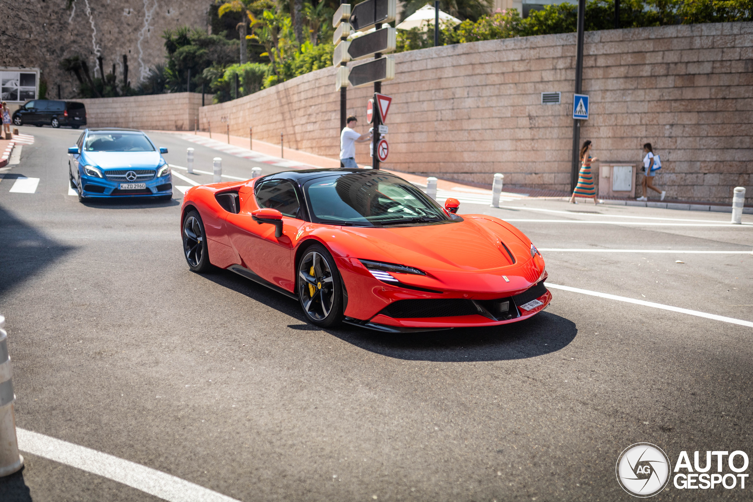 Ferrari SF90 Spider