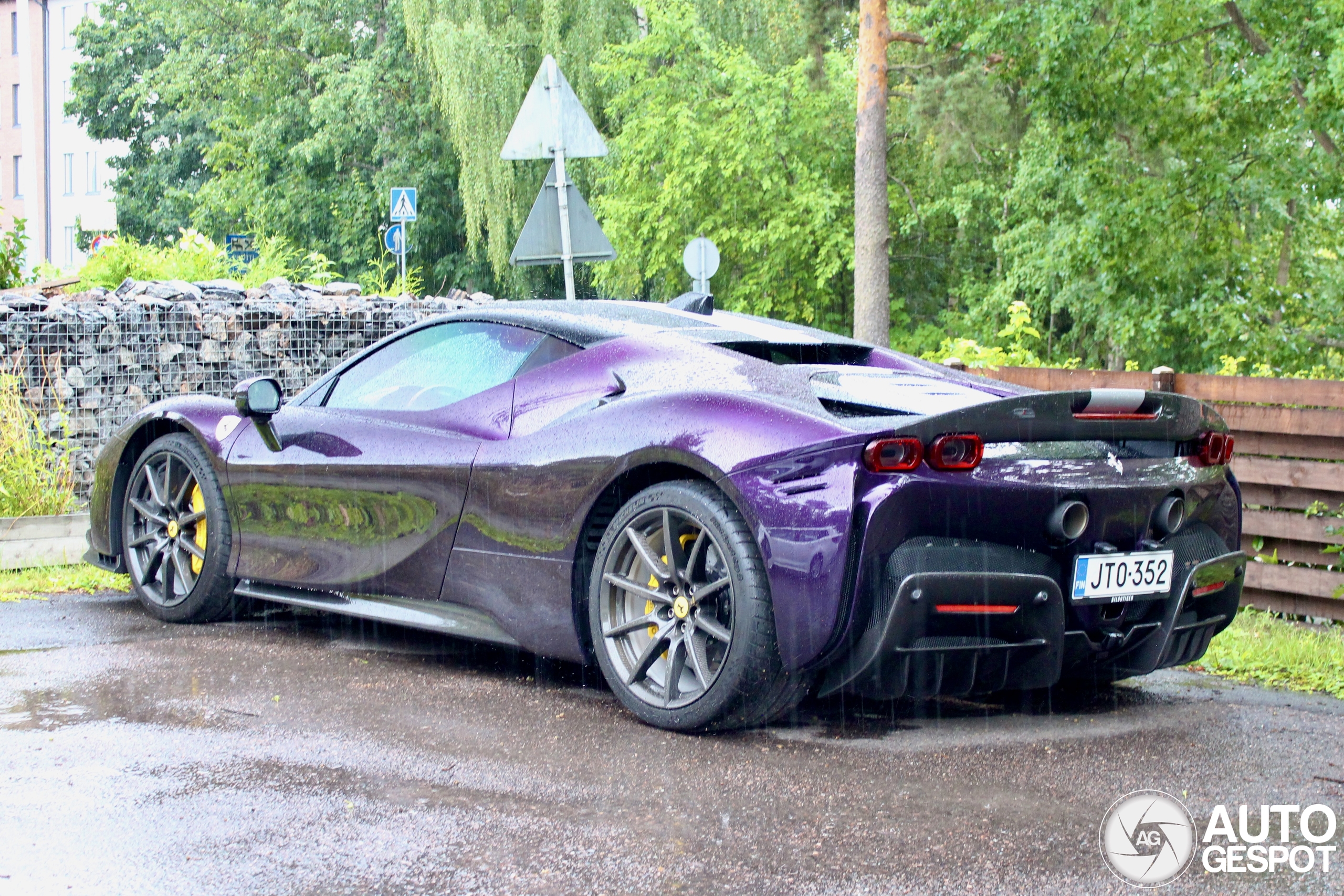 Ferrari SF90 Stradale Assetto Fiorano