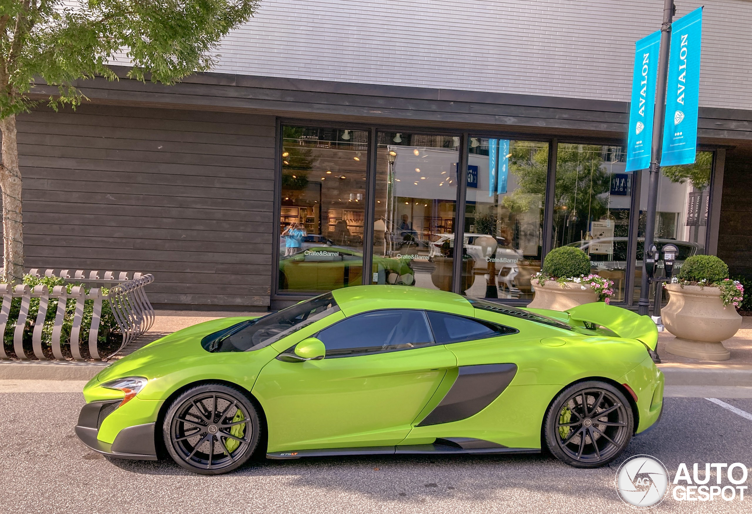 McLaren 675LT