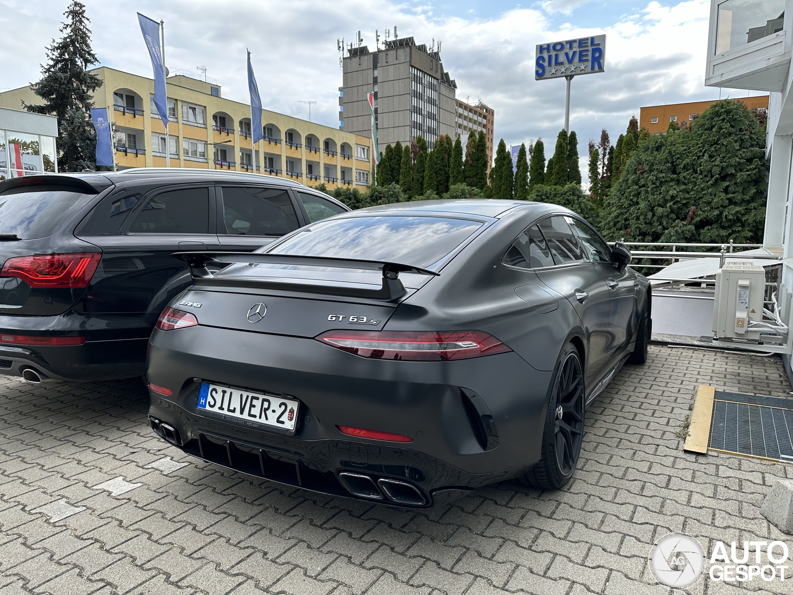 Mercedes-AMG GT 63 S X290