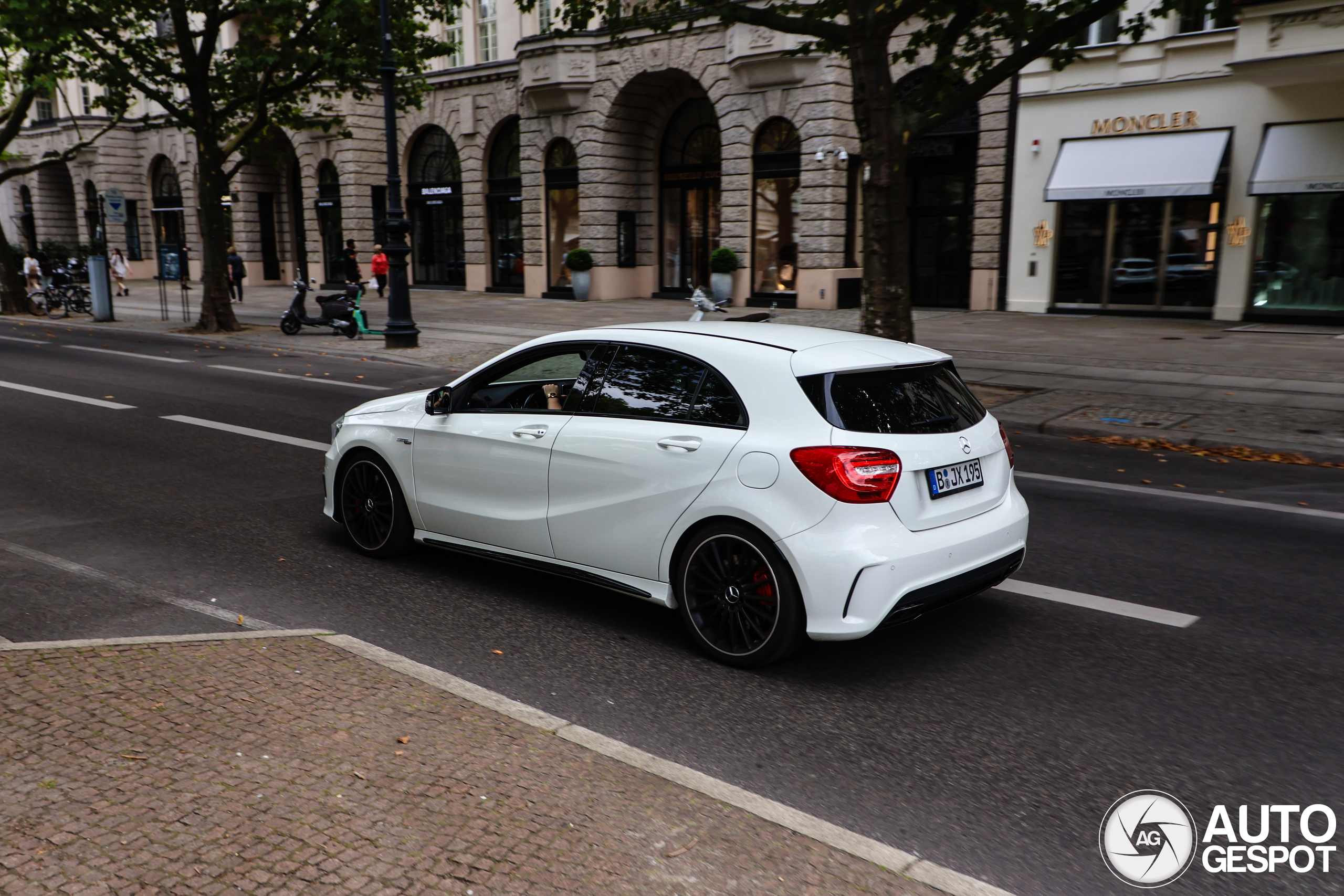 Mercedes-Benz A 45 AMG