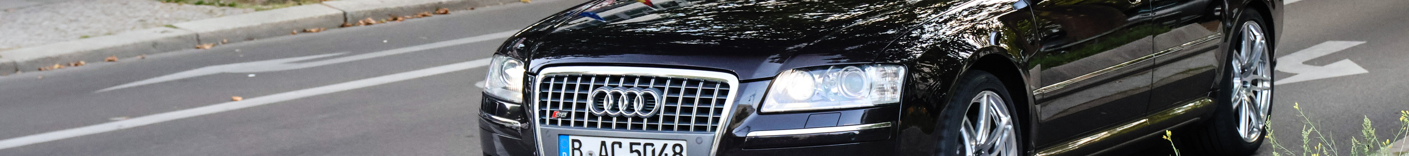 Audi S8 D3