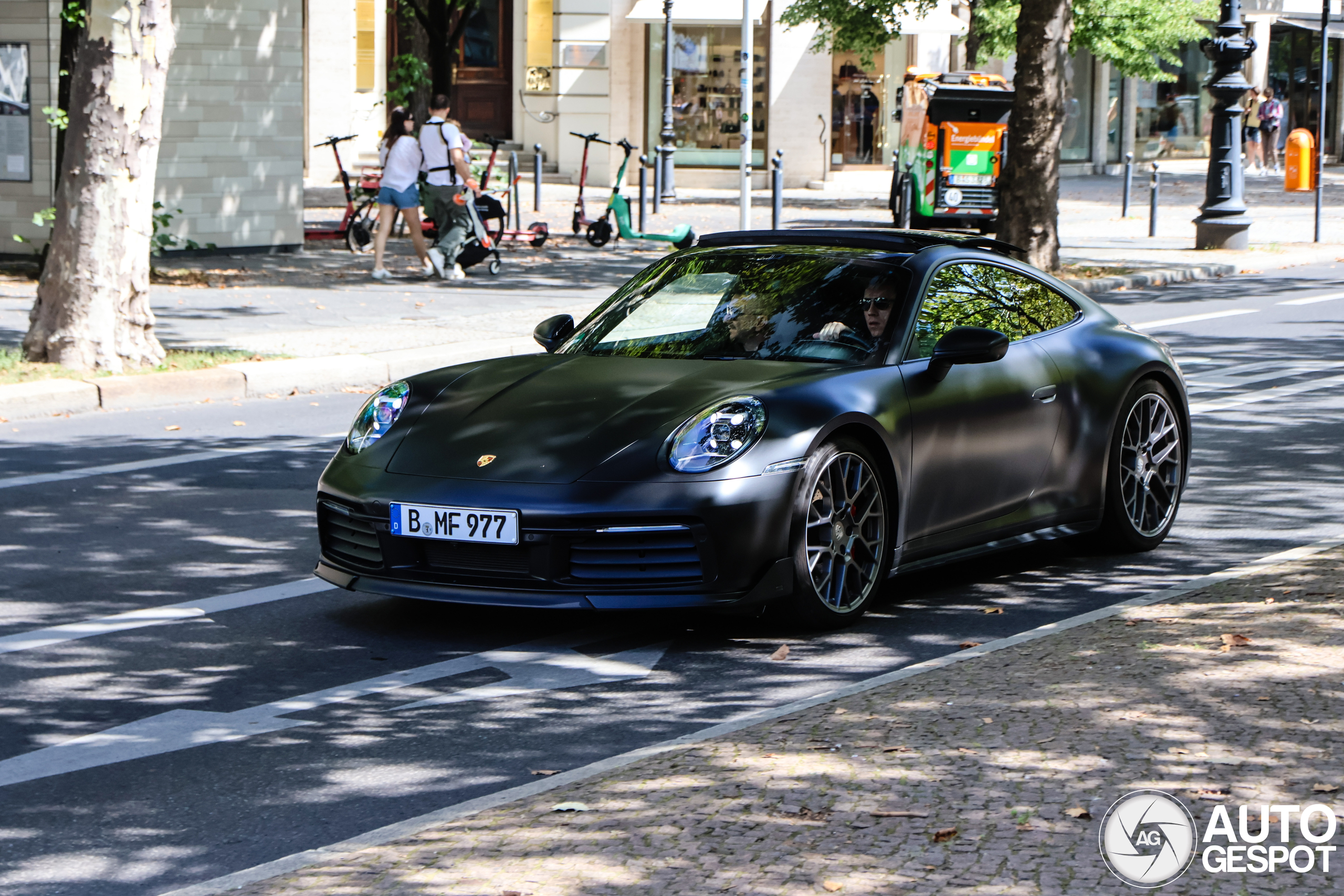 Porsche 992 Carrera 4S Moshammer