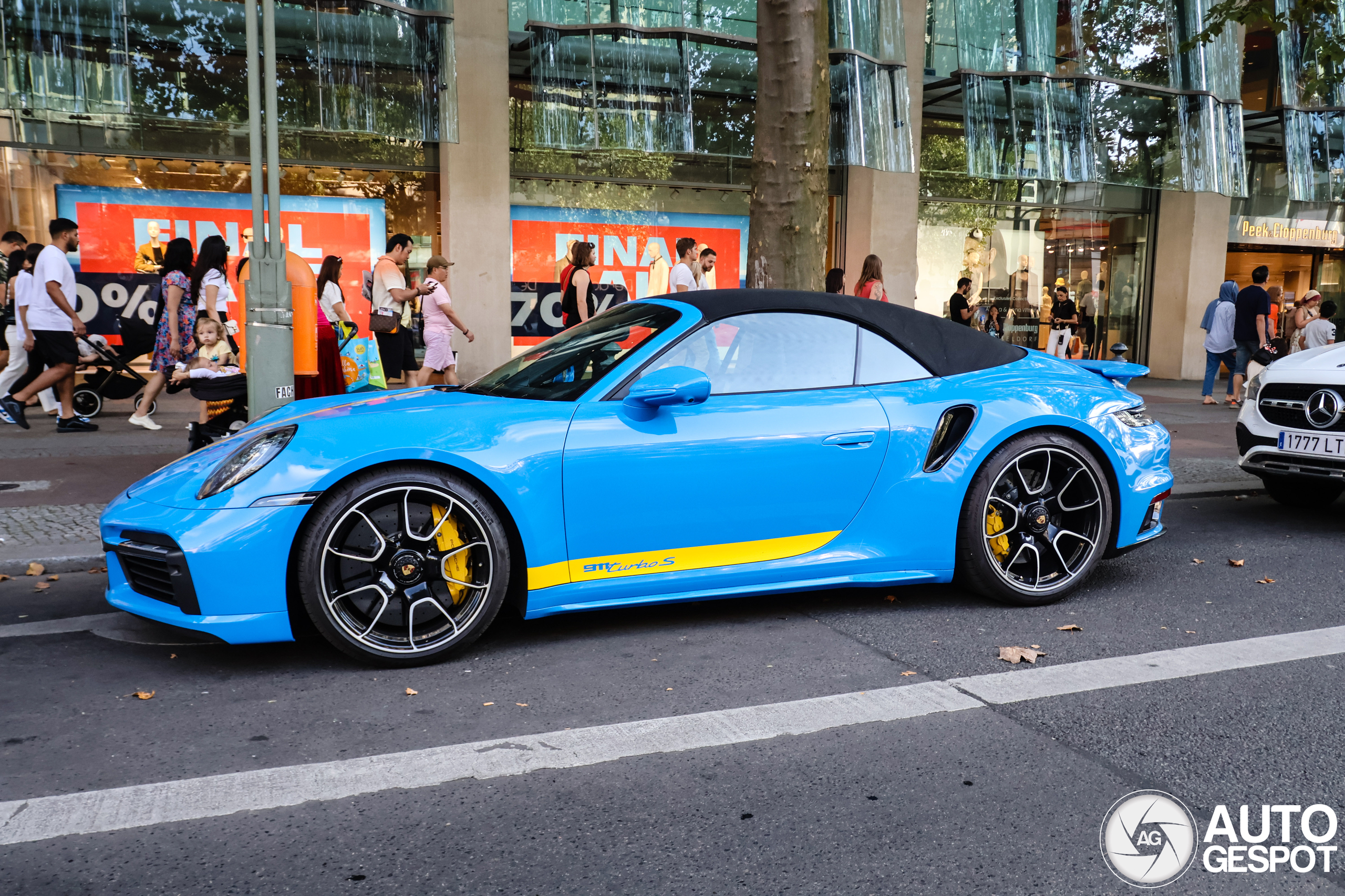 Porsche 992 Turbo S Cabriolet