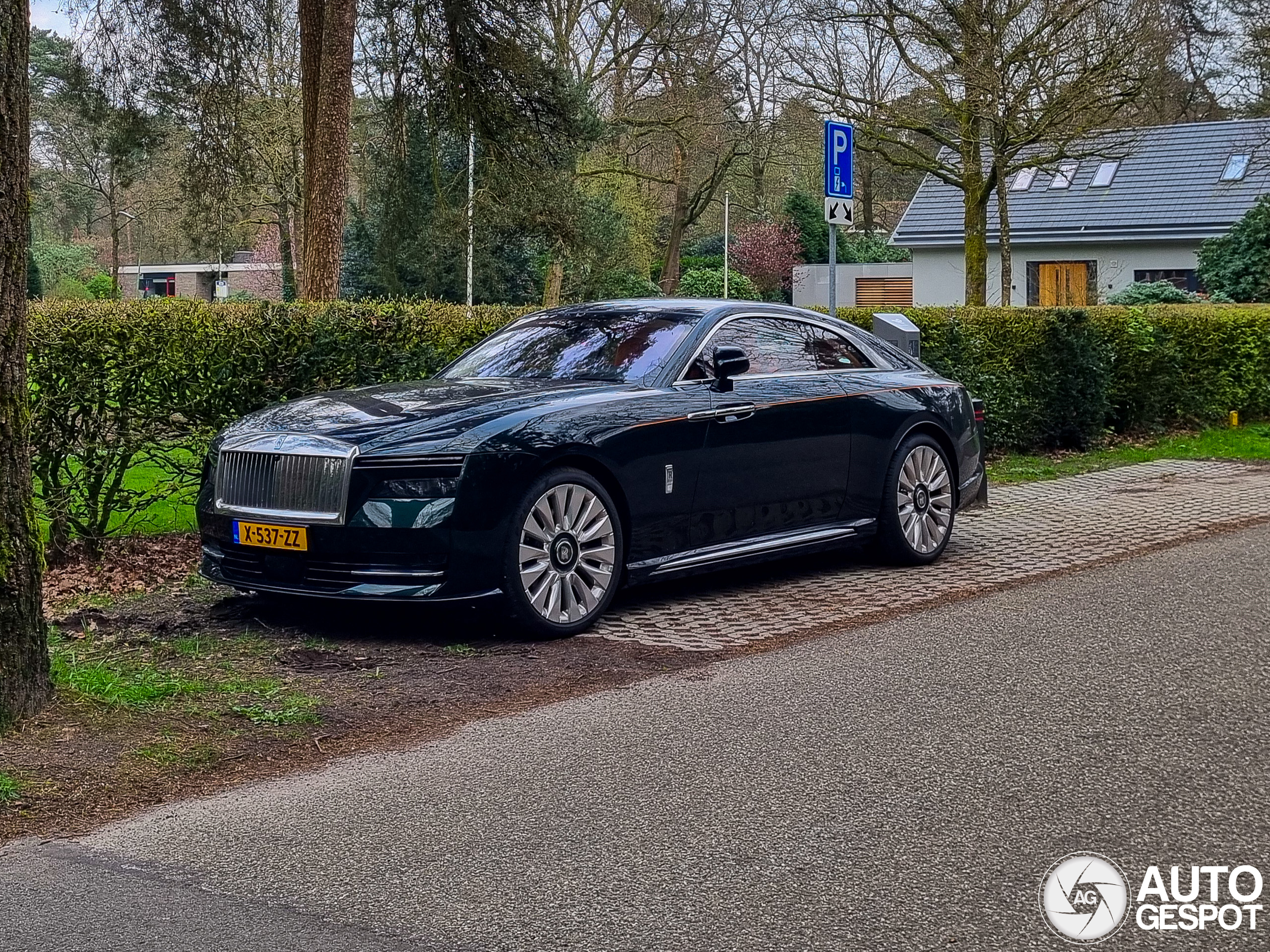 Rolls-Royce Spectre