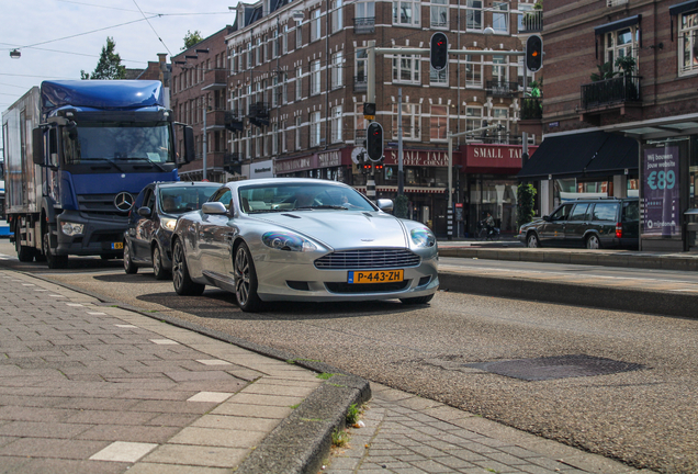 Aston Martin DB9