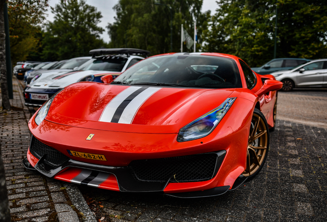 Ferrari 488 Pista