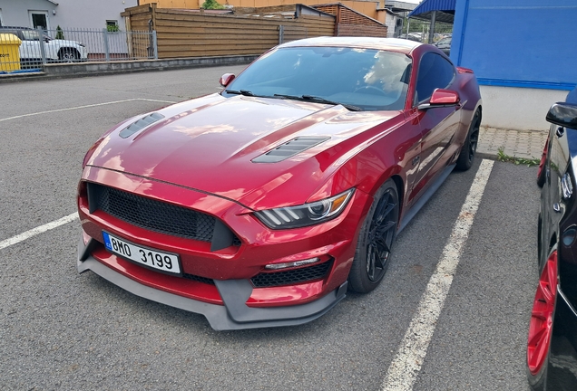 Ford Mustang GT 2015