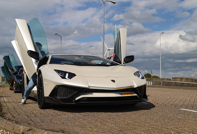 Lamborghini Aventador LP750-4 SuperVeloce