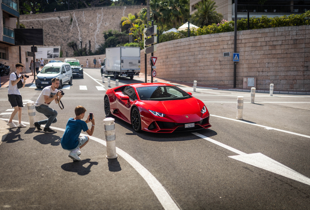 Lamborghini Huracán LP640-4 EVO