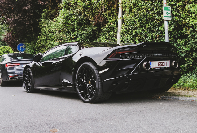 Lamborghini Huracán LP640-4 EVO