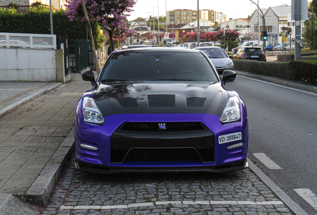 Nissan GT-R