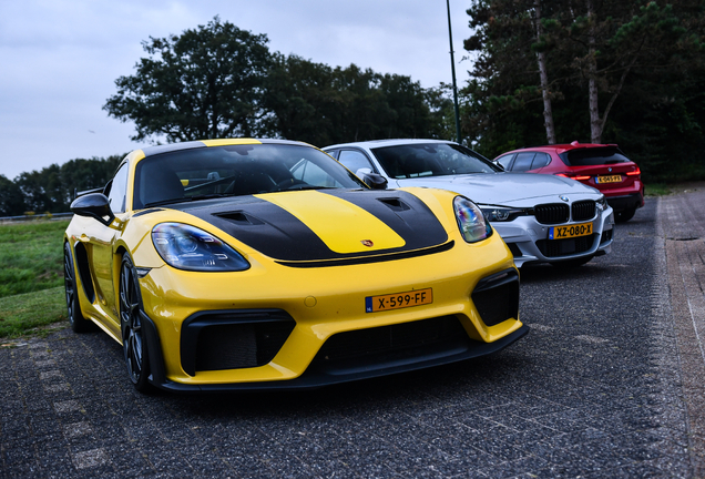 Porsche 718 Cayman GT4 RS Weissach Package