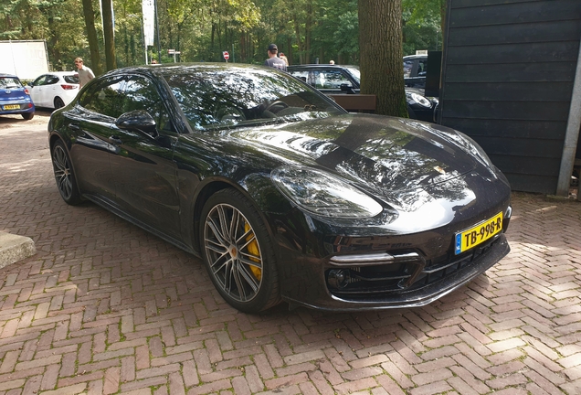 Porsche 971 Panamera Turbo S E-Hybrid Executive