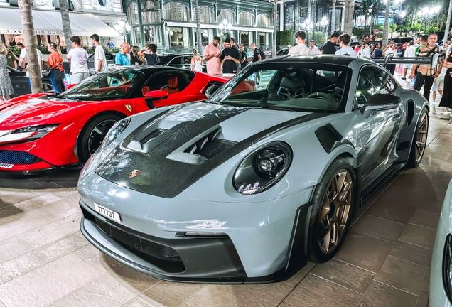 Porsche 992 GT3 RS Weissach Package