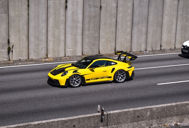 Porsche 992 GT3 RS Weissach Package